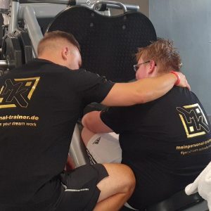 Dauerhafte Unterstützung und Motivation beim Abnehmprozess hier im Fitnessstudio in Cottbus